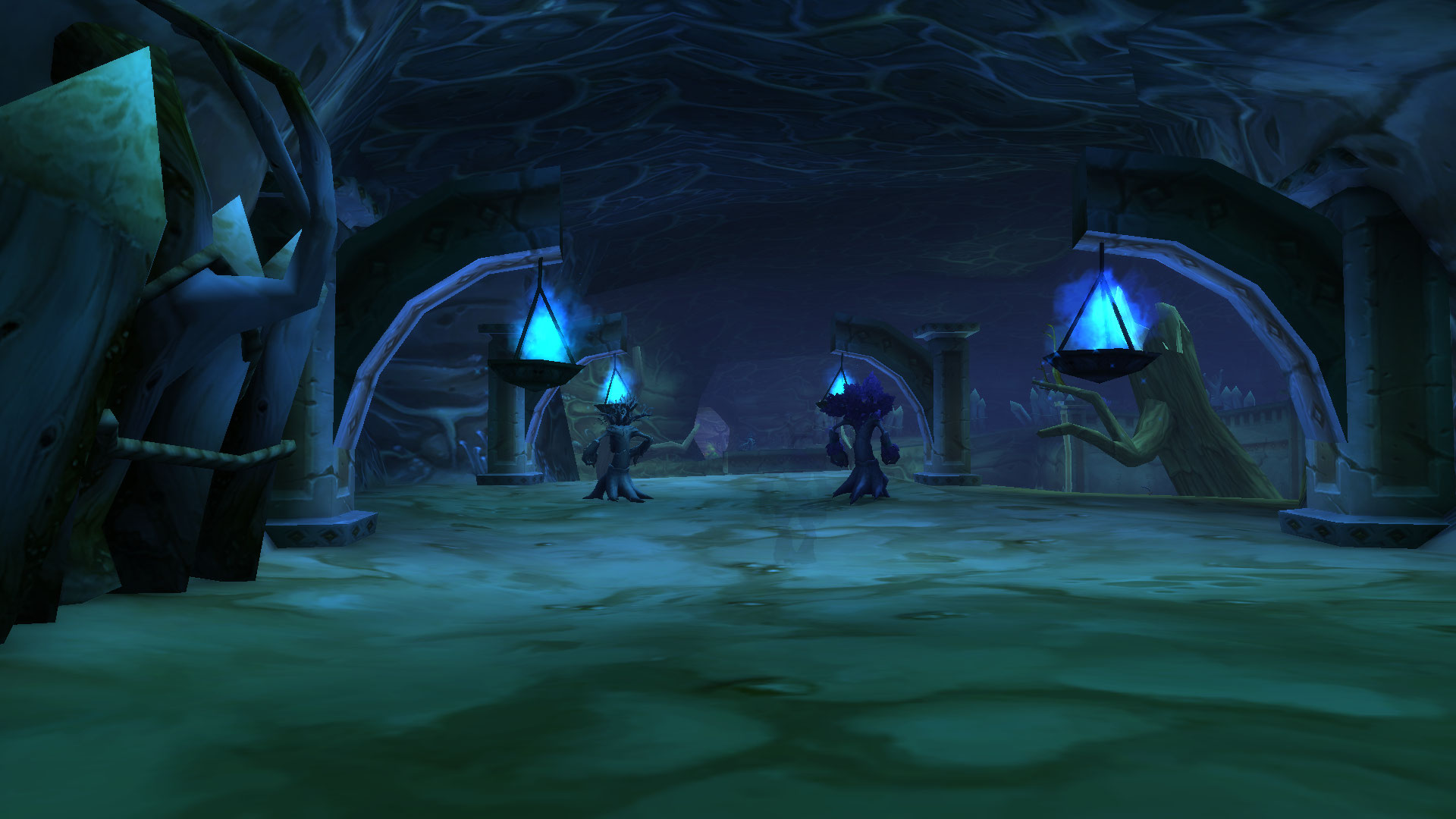 Dealing with Roster Bosses: How to Keep Your Guild Alive During Content Droughts